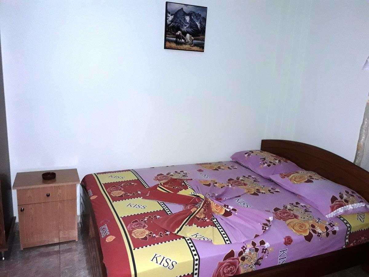 Tani'S Guesthouse Ksamil Buitenkant foto