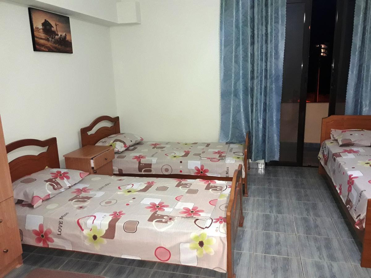 Tani'S Guesthouse Ksamil Buitenkant foto
