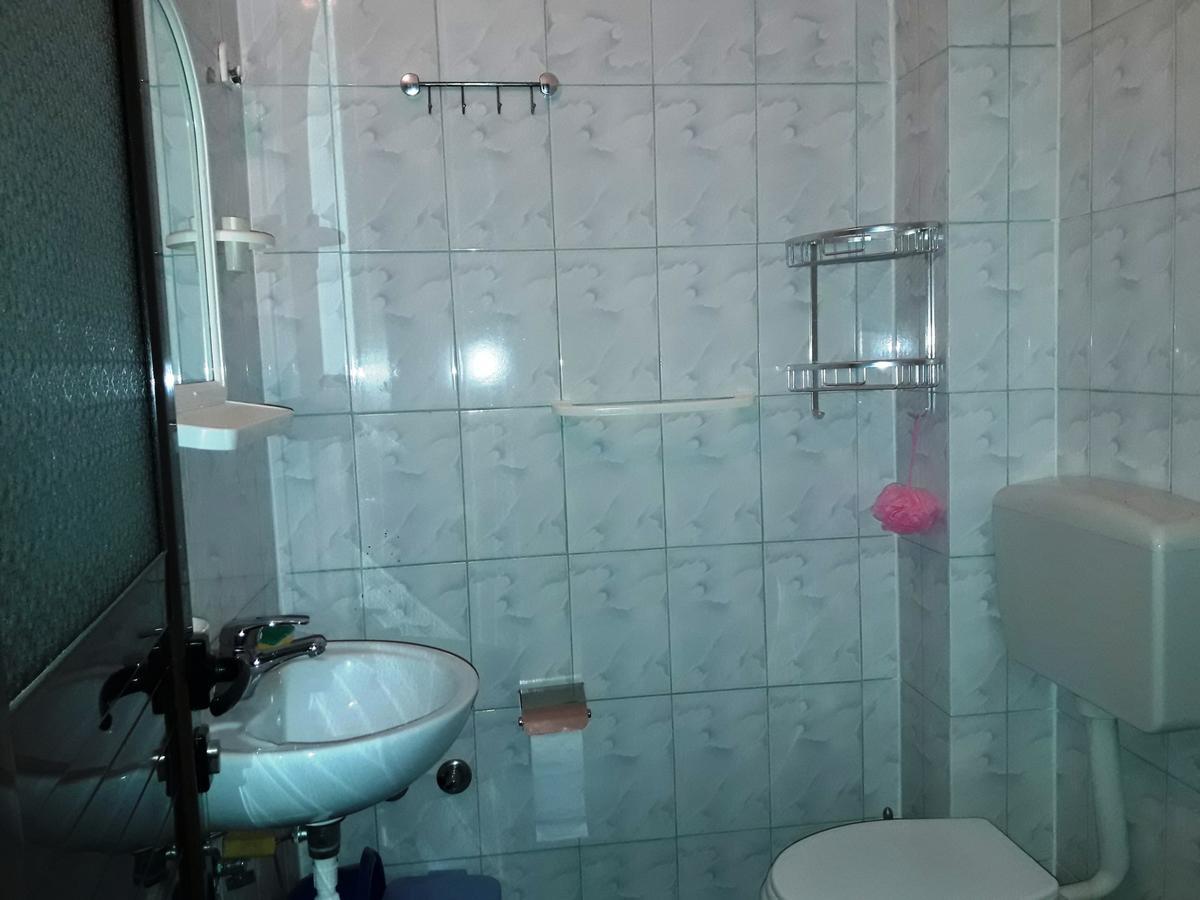 Tani'S Guesthouse Ksamil Buitenkant foto
