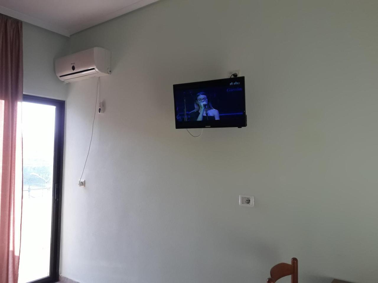 Tani'S Guesthouse Ksamil Buitenkant foto